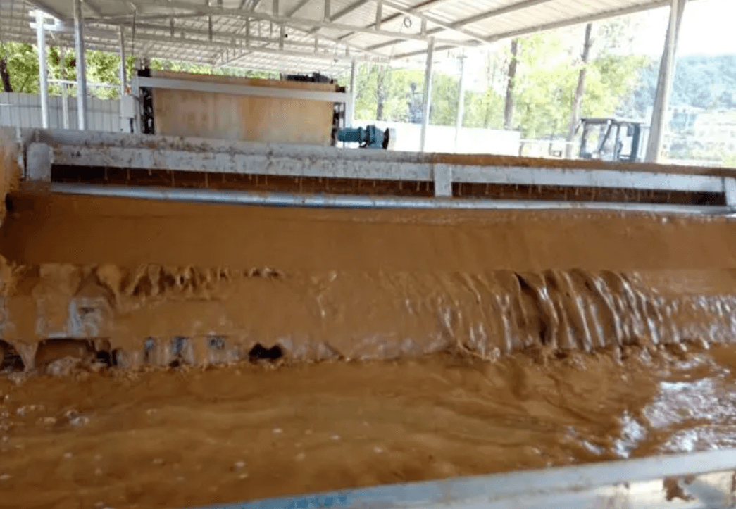 (圖:盾構機泥漿污水消泡劑應用)