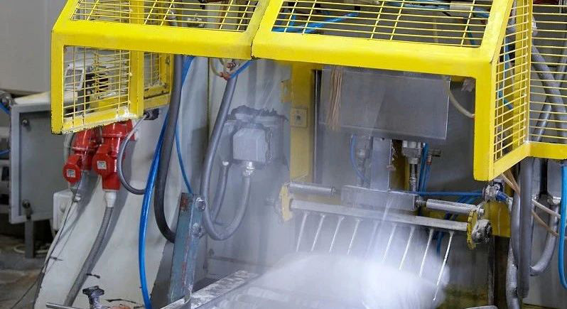 （圖：工業清洗泡沫）